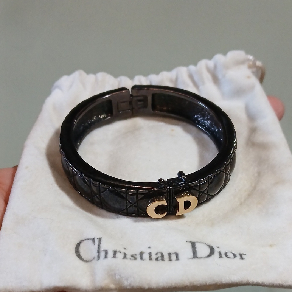 🖤 Christian Dior Vintage Black Cushion Cuff Bracelet Rare Glossy Finish CD Logo